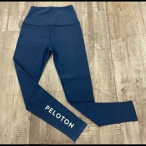 BEYOND YOGA PELOTON LEGGINGS